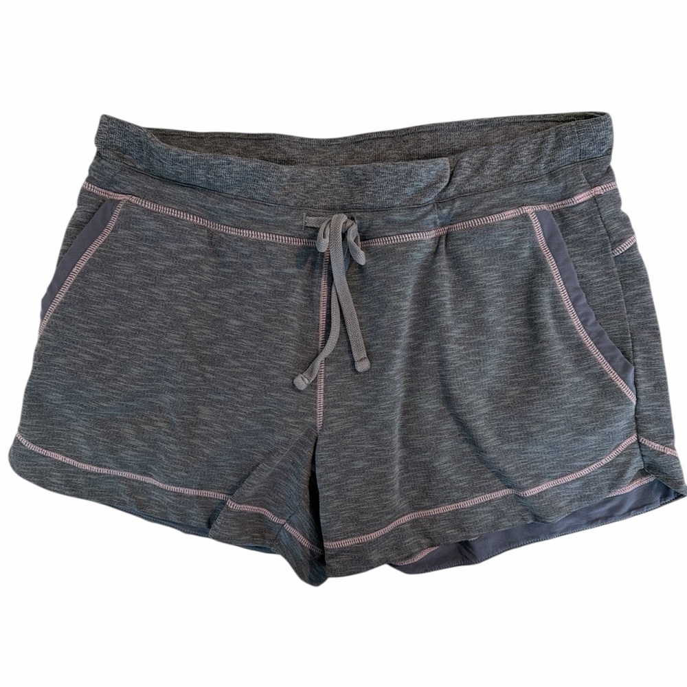 Athleta Techie Terry Jersey Shorts Gray w/Pink Piping Size Medium